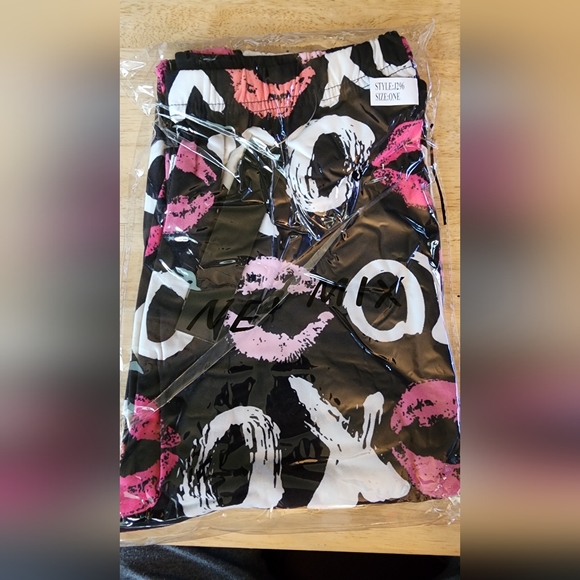 3 Packs of New Mix Leggings NWT - One Size - Picture 3 of 6